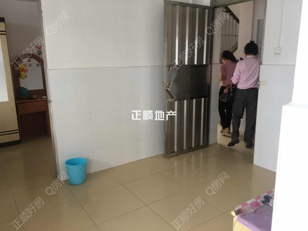 客厅
