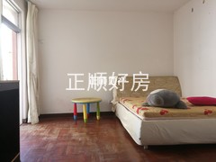 主卧