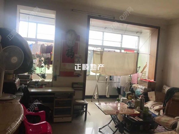 客厅-1293086.jpg