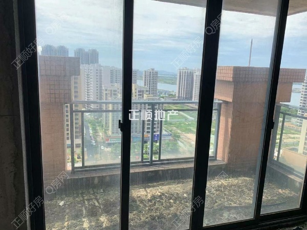 阳台.jpg