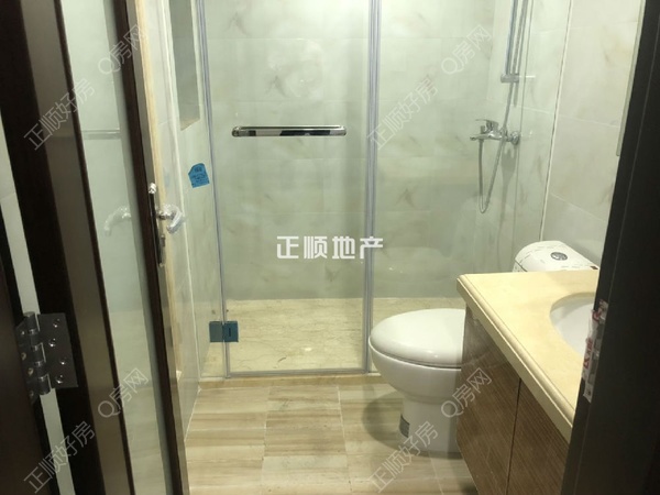 次卧