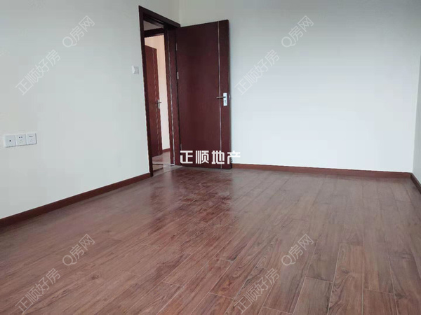 主卧