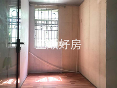 次卧
