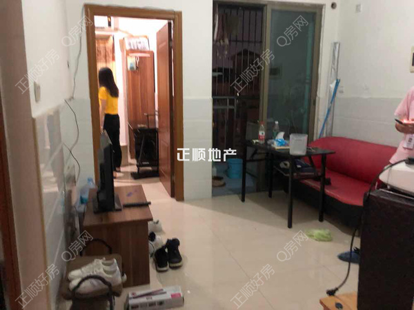 客厅