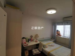 小孩房