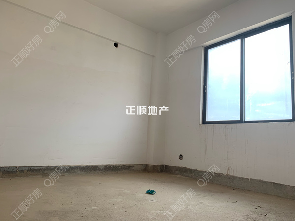 次卧