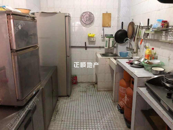 厨房