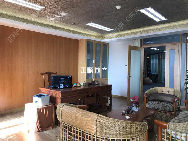 客厅