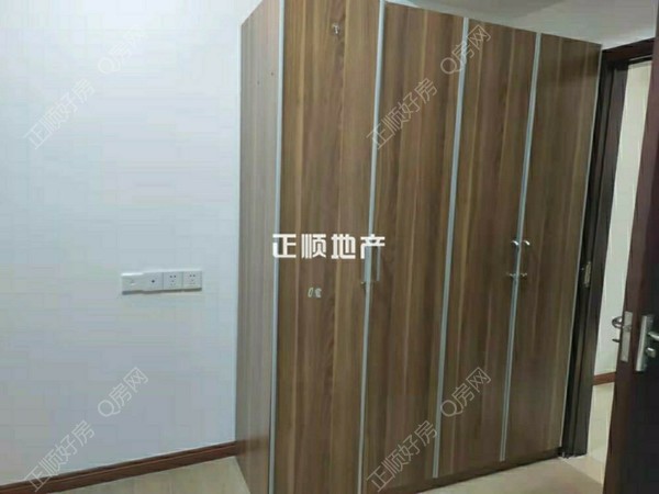 主卧