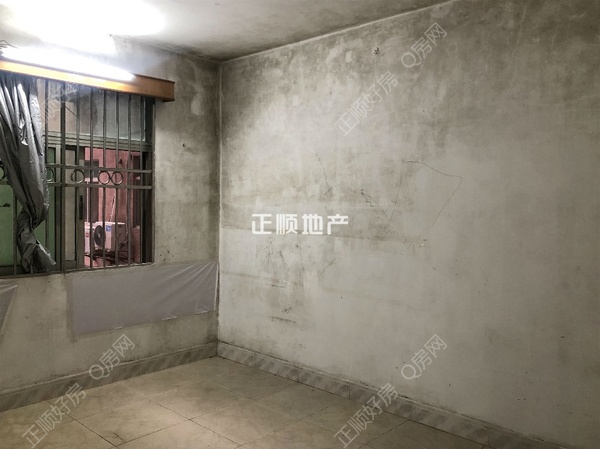 5a4eeaf20e98b9ca23e58e873217ac8.jpg