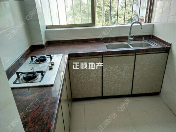 厨房