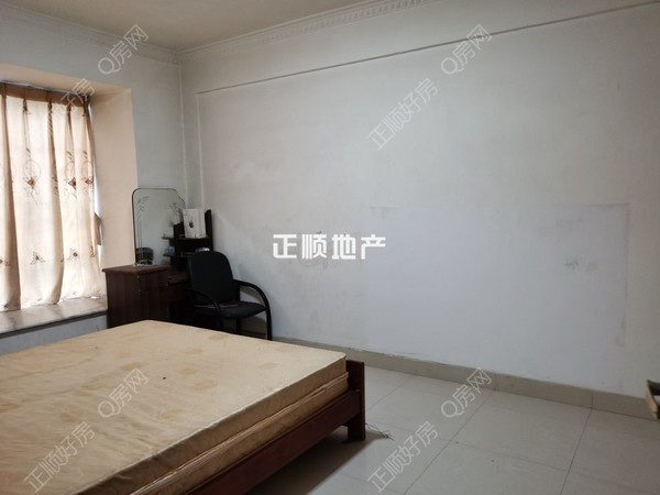 主卧