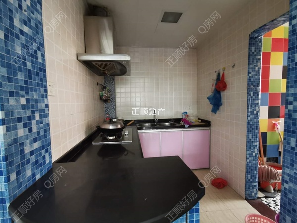 sE23ABAED8E2F4A3992370384BFC93738.jpg