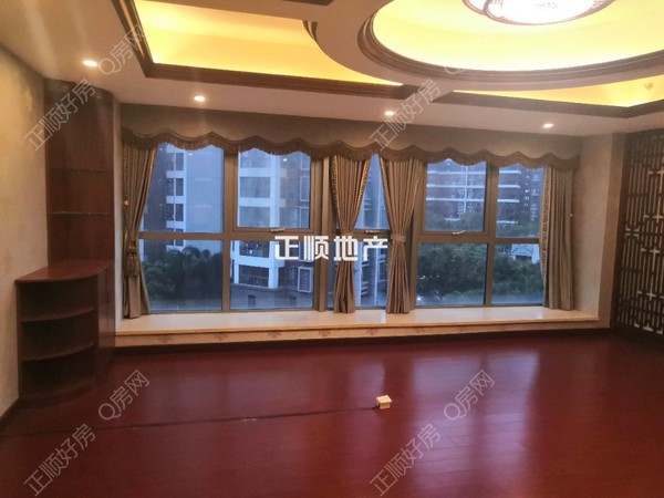 客厅