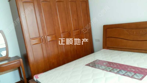 s1533D7FB03A64F2CB439736E4F168205.jpg