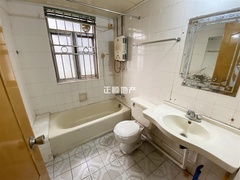 s192424E575FC43A89152A12A66BA1D14.jpg