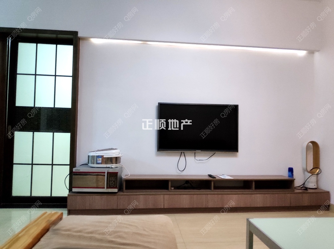 品牌小区 招商花园城一期 东南向精装3房 