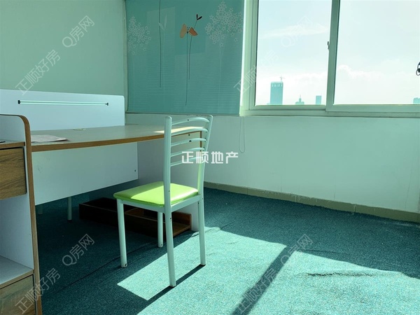 次卧