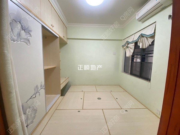 次卧