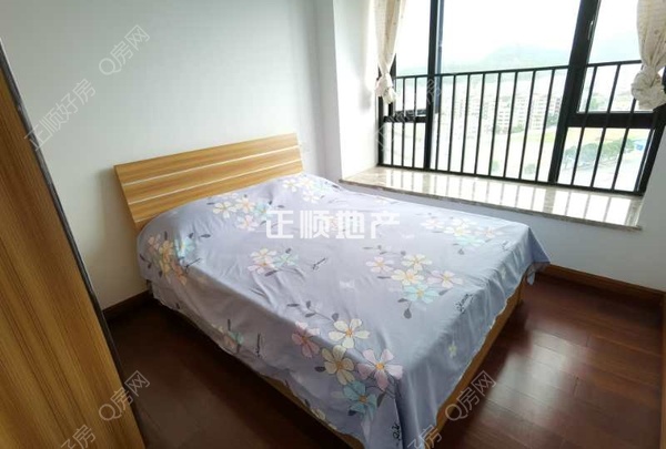 sD689EEEFC867450A930A4049CB93DAAA.jpg