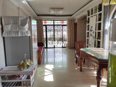 house_img