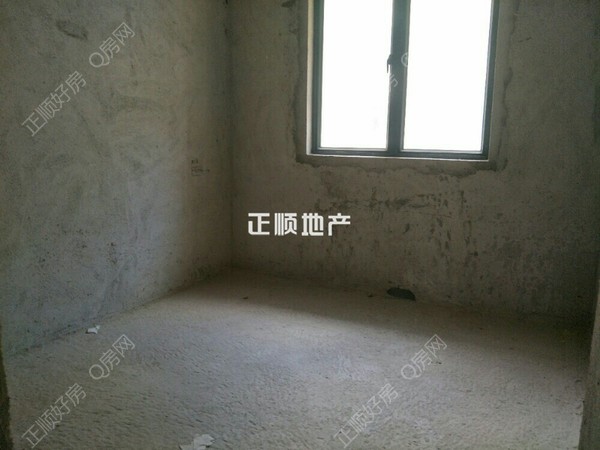 次卧