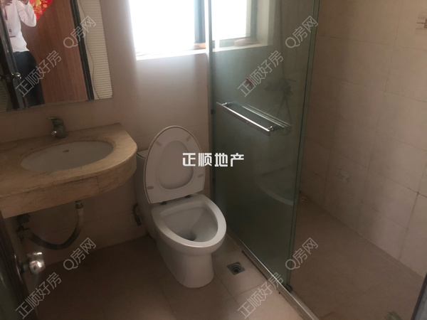 主卧