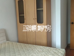 次卧