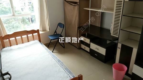 次卧
