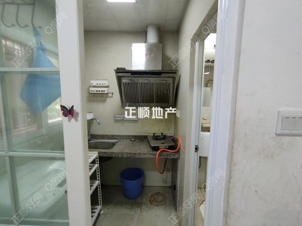 客厅