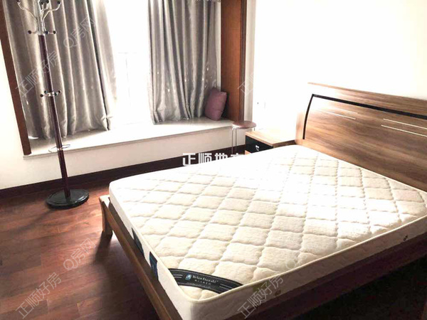 主卧