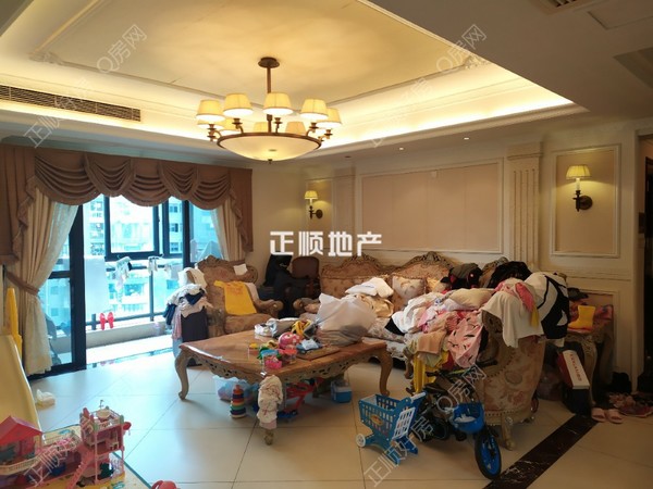 客厅