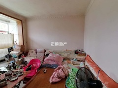 次卧