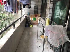house_img