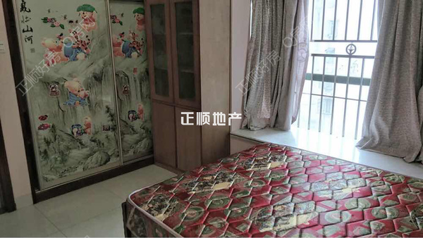 次卧