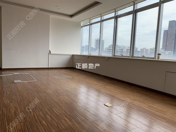 客厅