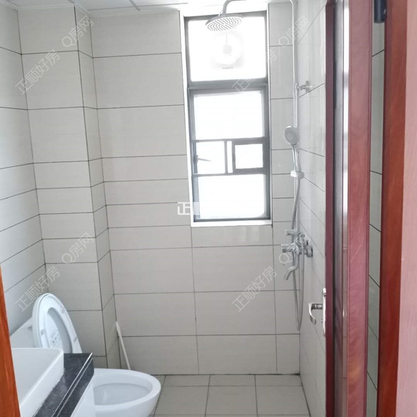 sB328308D3B8F4DADAC45B6CBF2032640.jpg