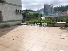sE9926236B9454D708C431646DF5B9EA8.jpg
