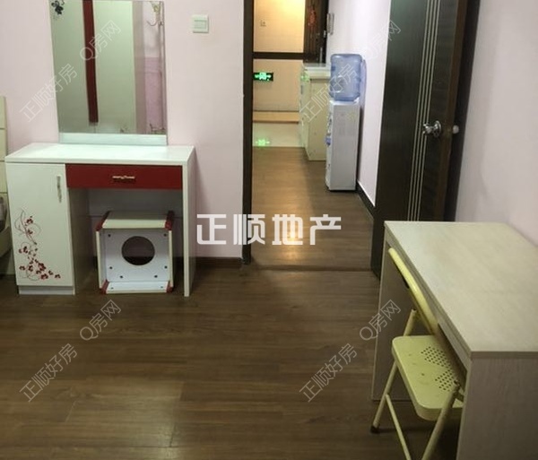 客厅