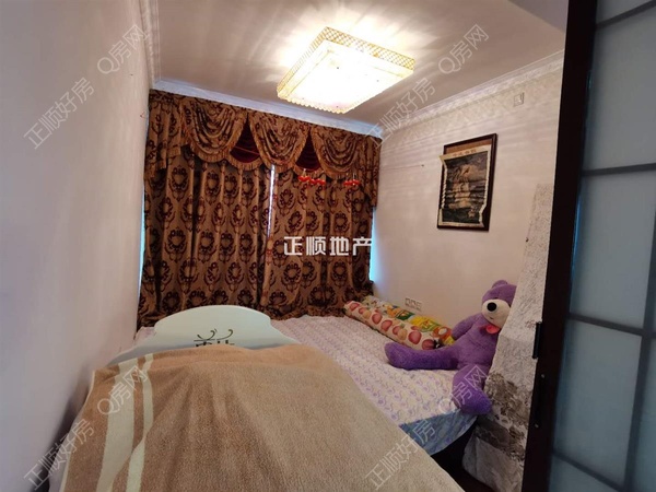 sFE64ACE2B5C44B95A4EBEFDA7E470AC4.jpg