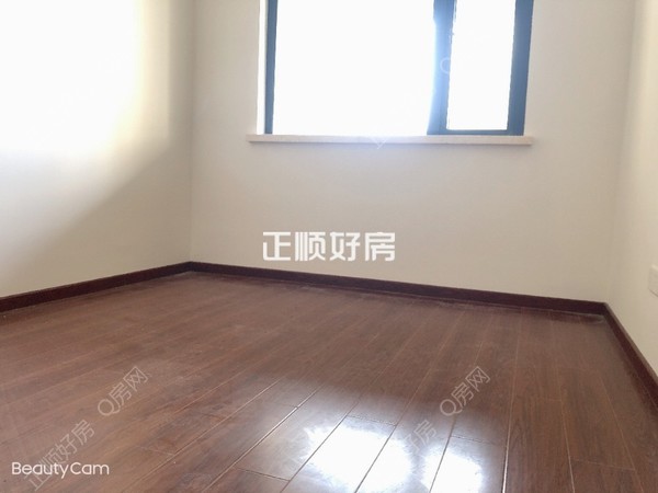 次卧
