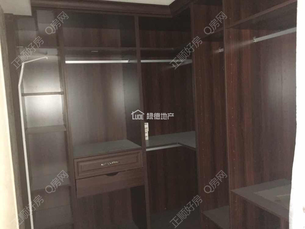 衣帽间
