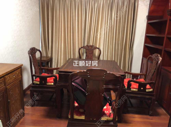 客厅