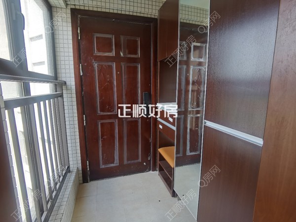 大门