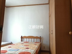 次卧