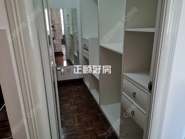 衣帽间