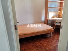 次卧