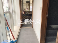 s27239174CBE242B6BB6A70E5CD280C28.jpg