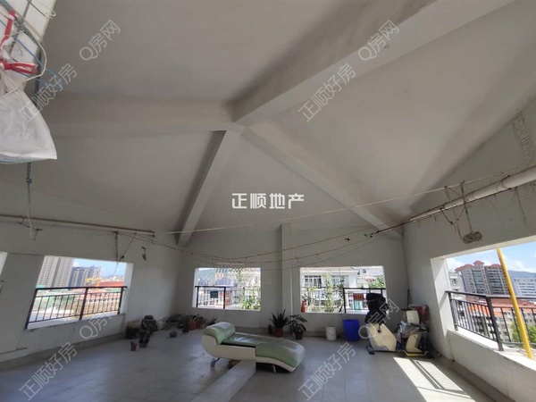 顶楼隔热层 