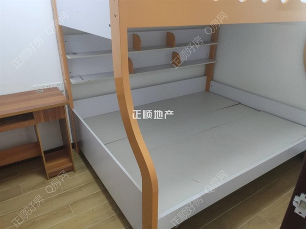 次卧